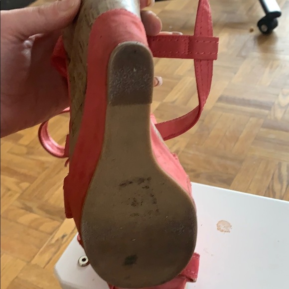 Spring peach heels - Picture 2 of 3